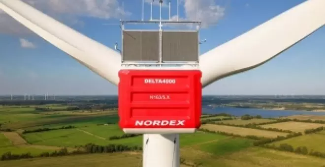 Esta es la planta híbrida que emplea energía solar y eólica, pionera en España, que ya se está construyendo