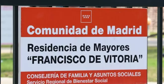 Poco aire acondicionado, ventiladores y mucho gazpacho: el plan de Ayuso para enfriar las residencias de ancianos