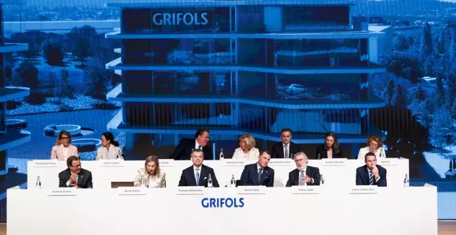 Grifols descarta desinversiones y se centra en controlar el gasto para reducir deuda