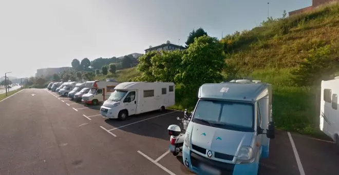 Denuncian que las áreas para autocaravanas "siguen siendo insuficientes o presentan unos servicios muy precarios" en Santander