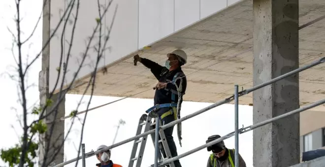 Denuncian que la constructora de ASCAN "adeuda varias nóminas" a la plantilla, "sometiendo al personal a vivir en una constante incertidumbre"