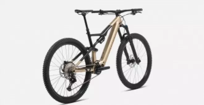 Esta bicicleta eléctrica 'rutera' rebajada de precio tiene motor Shimano y batería de 540 Wh de gran autonomía