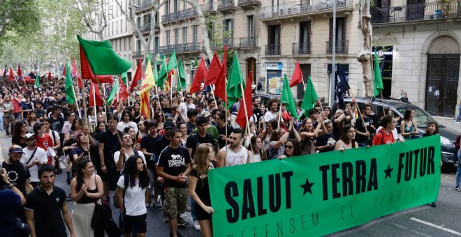 Els joves tornen a mobilitzar-se contra el canvi climàtic i un model turístic que precaritza el futur