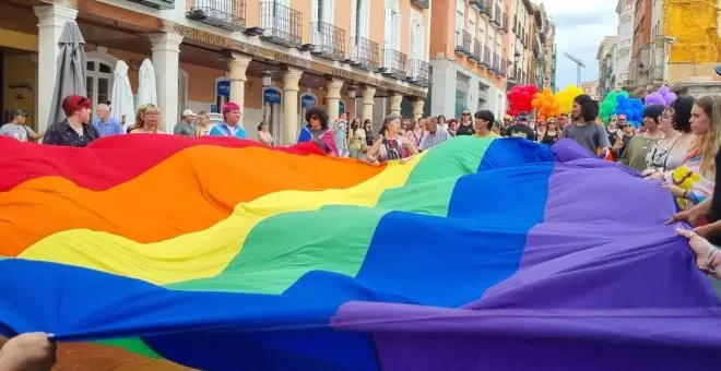 El Gobierno de Castilla-La Mancha reitera su compromiso "rotundo" con el colectivo LGTBI, sus derechos y su visibilidad