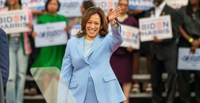 Kamala Harris, la principal candidata demócrata para sustituir a Biden y enfrentarse a Trump