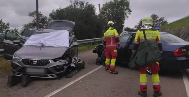 Cinco heridos tras una colisión entre dos vehículos en la CA-359 en Ruiloba