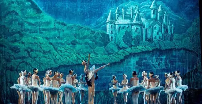 El lago de los cisnes en versión Alicia Alonso