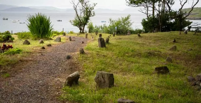 El cementerio de los niños y mujeres vetados por la Iglesia