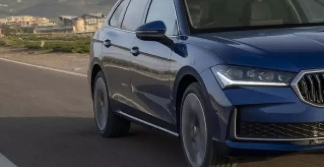 Con las mismas ayudas que un coche eléctrico, este práctico coche híbrido de gran autonomía es un familiar sin apenas rivales