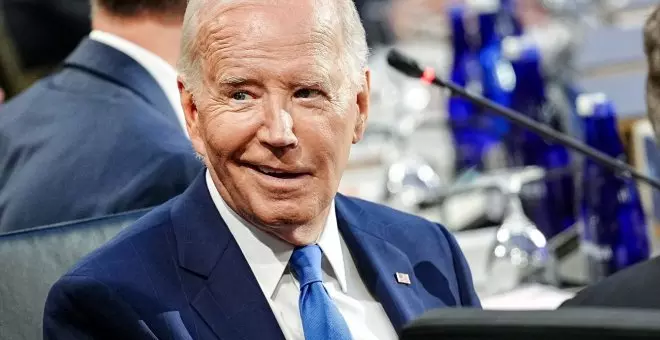 Biden confunde a Zelenski con Putin y a Harris con Trump, pero no abandona la carrera presidencial