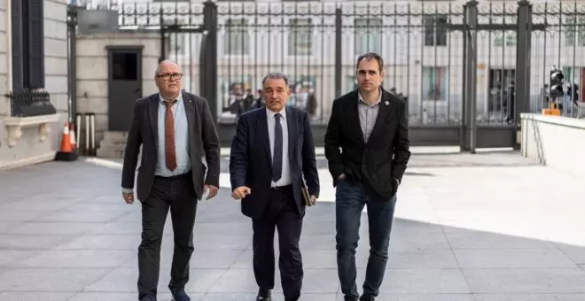 IU reclama a Interior "todos los datos sobre diputados espiados por unidades policiales"