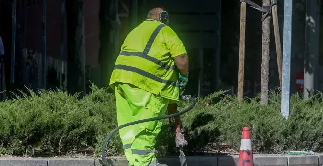 Derechos laborales: qué hacer en el trabajo ante las olas de calor del verano