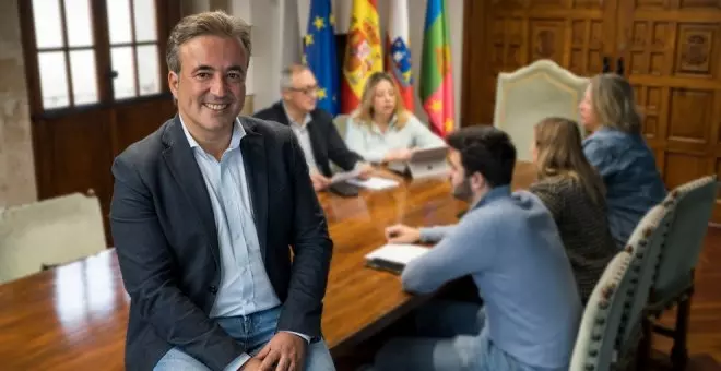 Movellán defiende la libertad de expresión y acusa al PSOE de "intentar acallar algo que perjudica a los vecinos"