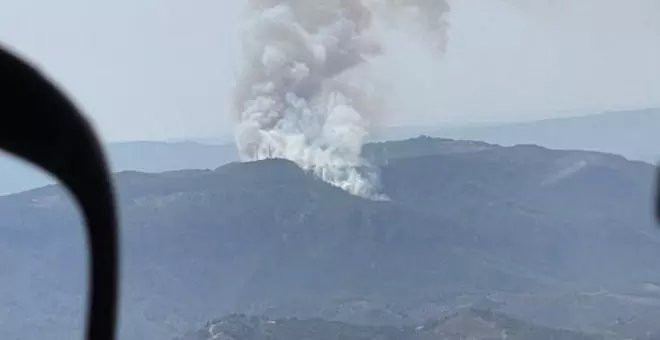 Estabilitzat l'incendi que ha obligat a confinar dos municipis al Priorat