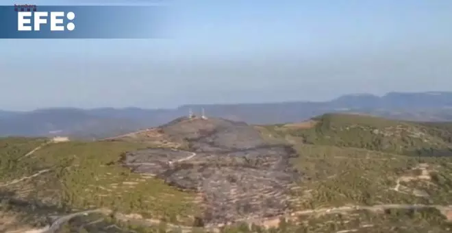 Los bomberos dan por estabilizado el incendio de La Figuera (Tarragona), tras afectar a 17 hectáreas