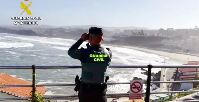 Roba en una autocaravana en la playa de Sonabia y utiliza una tarjeta sustraída en cinco establecimientos