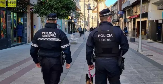 La policía de Torrelavega "ha llegado a tales niveles de estrés y accidentes que quizás abandonen el barco"