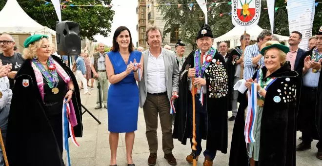 Trece productores protagonizan hasta el domingo la Feria del Queso en la Plaza de Pombo