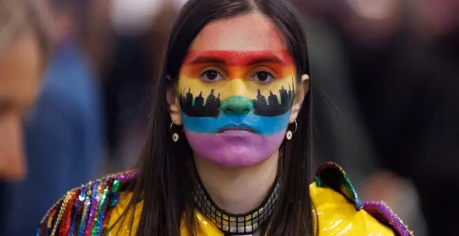 Aumentan las críticas y protestas en Bulgaria por el veto a la "propaganda" LGBTI+ en los colegios