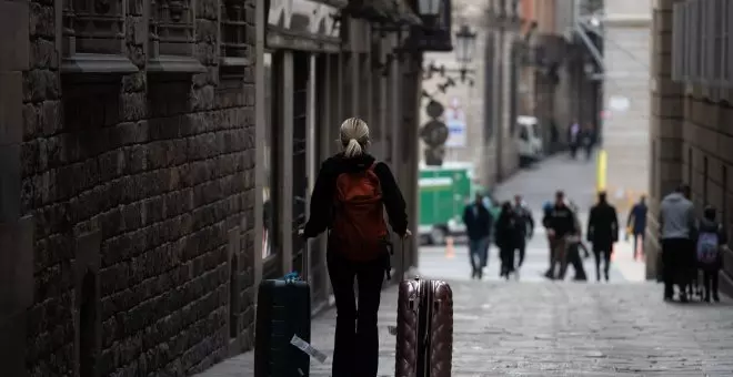 El Ayuntamiento de Barcelona detecta 75 pisos turísticos ilegales durante la primera quincena de julio