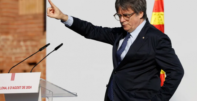 Puigdemont assegura que va fugir a França assegut al seient del darrere d'un vehicle