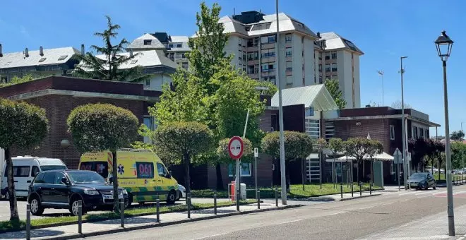 "Es intolerable que la gestión que está llevando a cabo la Presidenta Buruaga en la sanidad pública de Cantabria, deje sin médico a una población tan amplia"