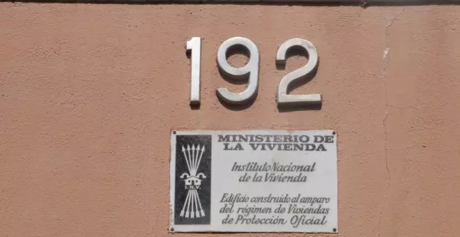 Girona retirarà a partir de la tardor totes les plaques franquistes que encara hi ha a la via pública i edificis privats