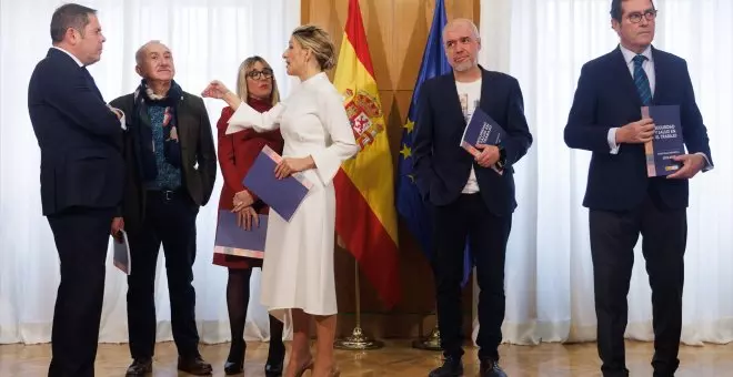 Los sindicatos desafían con movilizaciones ciudadanas a los partidos que se oponen a la reducción de la jornada laboral