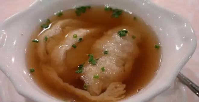 Pato confinado - Receta de sopa rápida de 'dumplings' (empanadillas chinas)