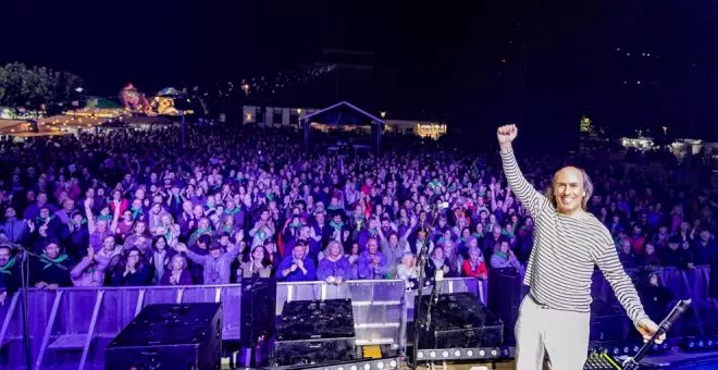 Carlos Núñez reúne más de 6.000 personas en el concierto 'Camino Lebaniego'