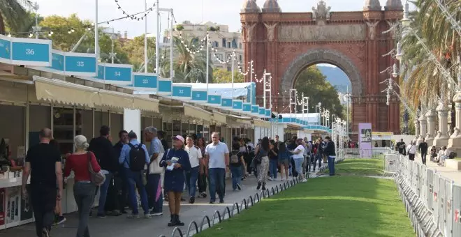 La Setmana del Llibre en Català es queda al passeig Lluís Companys i no tornarà al Moll de la Fusta