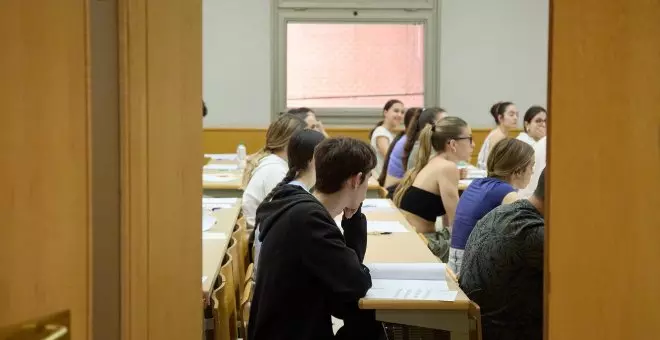 El Gobierno quiere prohibir que las universidades paguen a las empresas para que sus estudiantes hagan prácticas