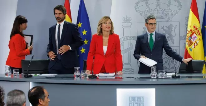 El Gobierno avanza en el plan de regeneración democrática y crea la comisión para fijar prioridades