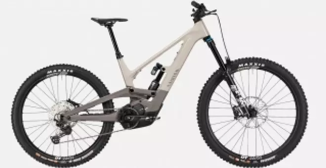 Una de las bicicletas eléctricas eMTB de carbono más vendidas de este fabricante español ha bajado de precio