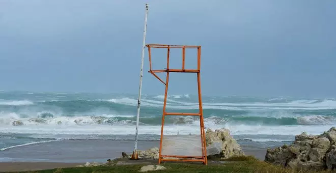 Previsión para el jueves: Olas en la costa y lluvias y viento en el interior