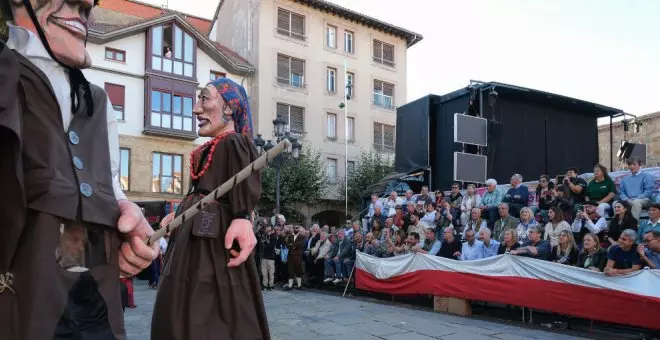 Miles de personas celebran el Día de Campoo para poner en valor sus tradiciones y folclore