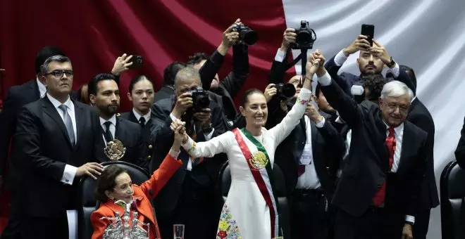 Sheinbaum asume la presidencia de México y dice que su grandeza "reside en las civilizaciones" previas a la Conquista