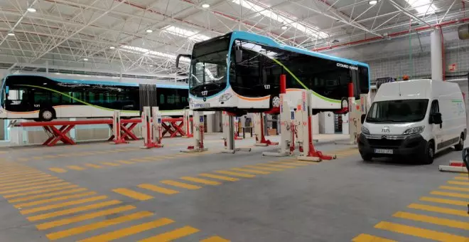 Denuncian, de nuevo, los desperfectos en las cocheras del TUS: "La inseguridad de las cocheras se ha hecho patente con los dos accidentes que ha habido recientemente con autobuses"