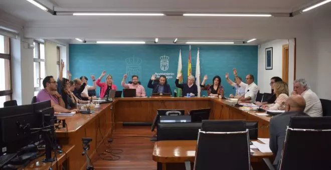 La oposición de Piélagos abandona el Pleno en protesta por "las amenazas" del alcalde