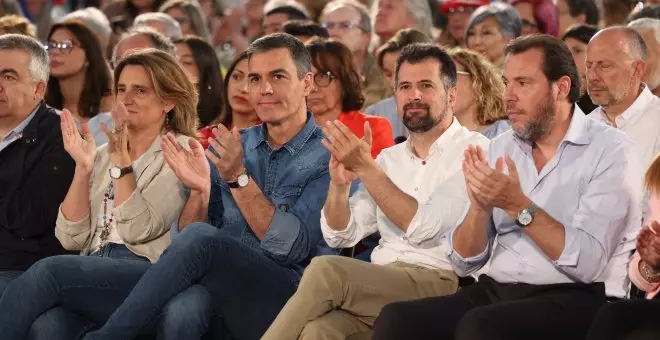 El PSOE de Castilla y León desafía a Ferraz por la convocatoria exprés de primarias para reelegir a Tudanca