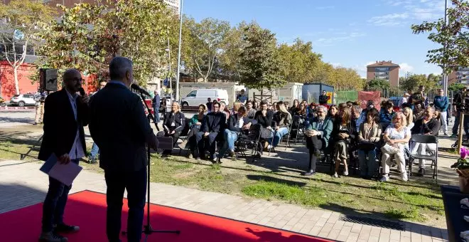 L'Ajuntament de Barcelona lliura les claus de 24 pisos de lloguer social per a joves al barri de la Verneda i la Pau