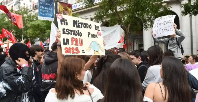 Estudiantes protestan contra la nueva PAU y advierten que habrá más huelgas ante la falta de información