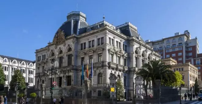 AMA propone convertir en pisos turísticos la Junta General: "¡O rentistas todas o ninguna!"