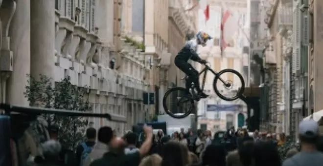 Este sillín es el protagonista de la carrera de descenso urbano en bicicleta más famosa del mundo