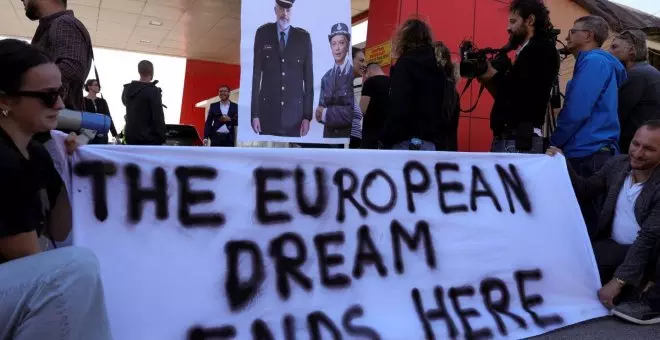 El modelo de deportación de Meloni que seduce a la UE: "Esto lleva casi a la desintegración social"