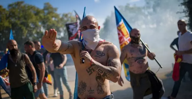 Los ultras de Democracia Nacional alquilan una sala en el centro de Madrid para un acto contra el "reemplazo étnico"