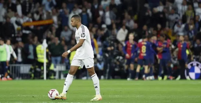 Otro clásico Real Madrid- Barcelona en el Bernabéu. Las espadas están en alto y la liga sigue abierta