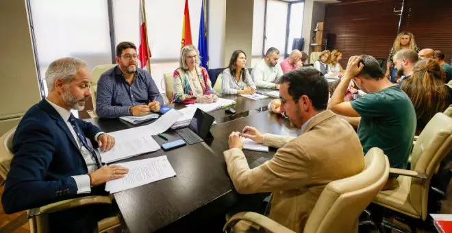 La Junta de Personal Docente logra la mediación de Economía ante la "nula voluntad negociadora" de Educación en la adecuación retributiva