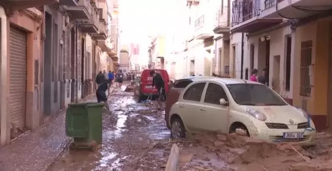 Los vecinos indignados por la falta de ayuda por la DANA