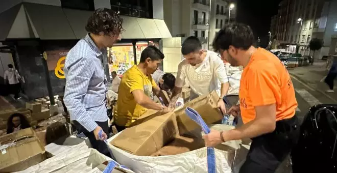 El Ayuntamiento envía dos furgonetas y un tráiler con 4.500 kilos de ayuda a Valencia